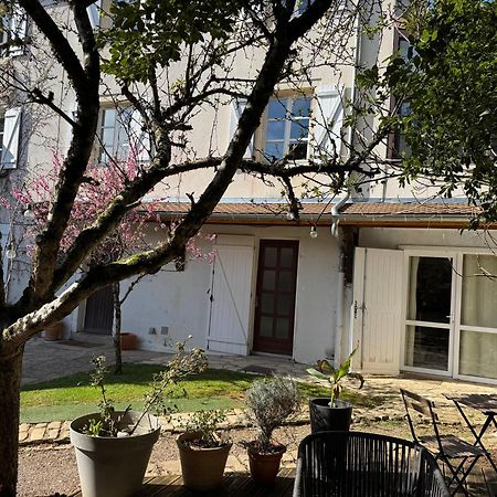 La Villa Bis Vesoul Bagian luar foto